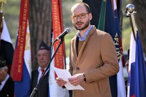 S polaganjem vencev so se v Strunjanu spomnili prvih žrtev fašizma 4